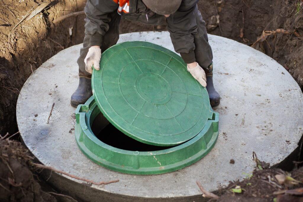 Jakie są zalety szamba betonowego? Trwałość i bezpieczeństwo